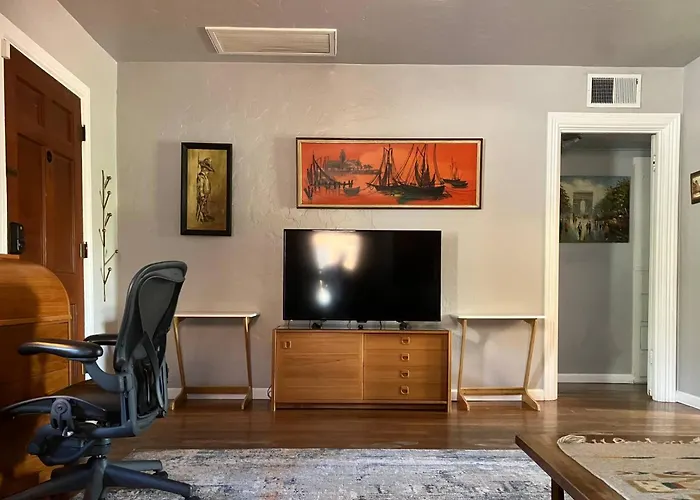 Welcome To Casa Allan James: Your Oasis In Tucson! Holiday home *