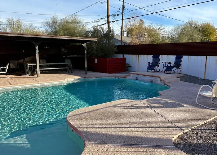 Holiday home Welcome To Casa Allan James: Your Oasis In Tucson! Tucson