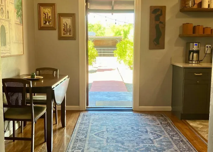 Holiday home Welcome To Casa Allan James: Your Oasis In Tucson! Tucson