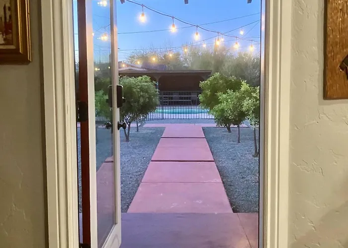 Welcome To Casa Allan James: Your Oasis In Tucson! Holiday home