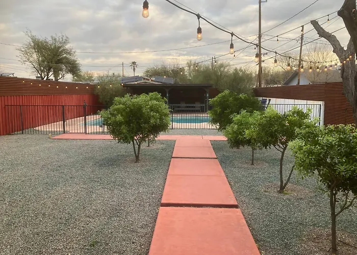 Welcome To Casa Allan James: Your Oasis In Tucson! Holiday home Tucson